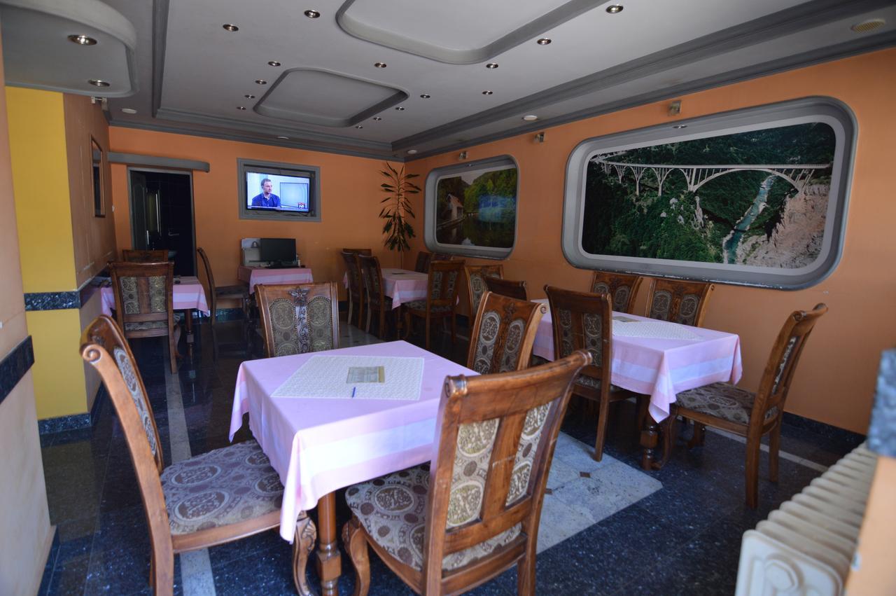 Hotel 24 Jul Pljevlja Luaran gambar